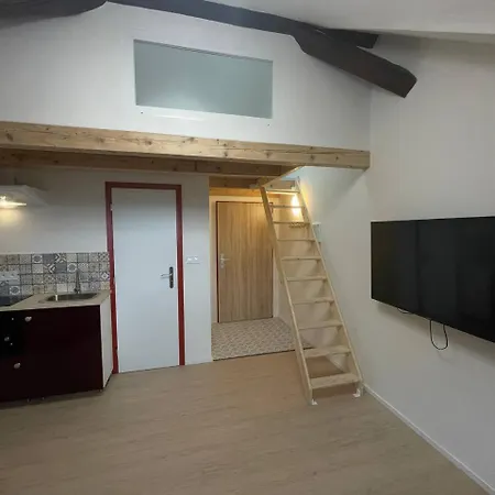 Vinarice Apartmán Kladno